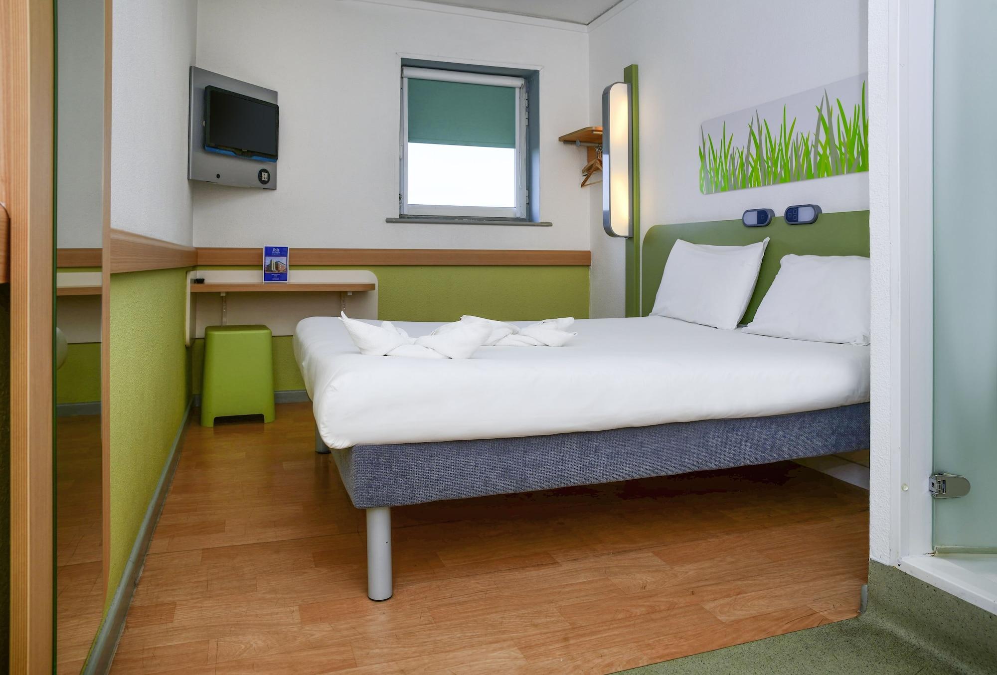 Ibis Budget Tours Nord Exterior foto